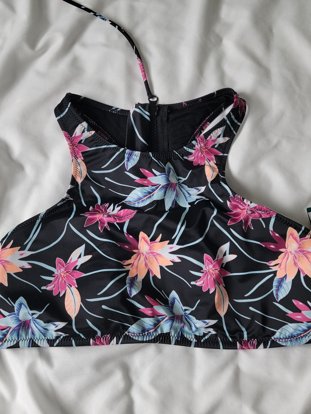 NWT Roxy Black Floral High-Neck Crop Top with Pink and Peach Flowers
